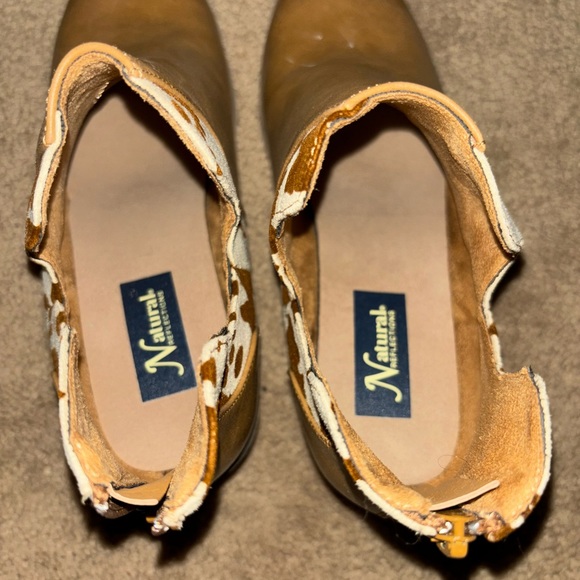 Brand new cow print booties - Picture 5 of 5